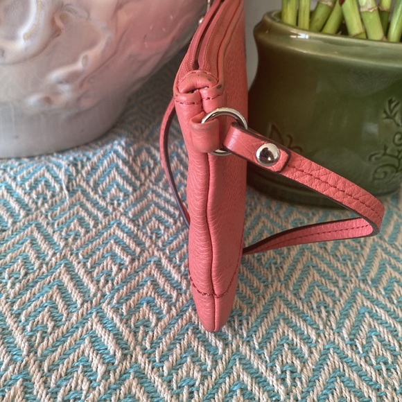 Coach Wristlet (Peach) w/Silver Hardware - Picture 4 of 10